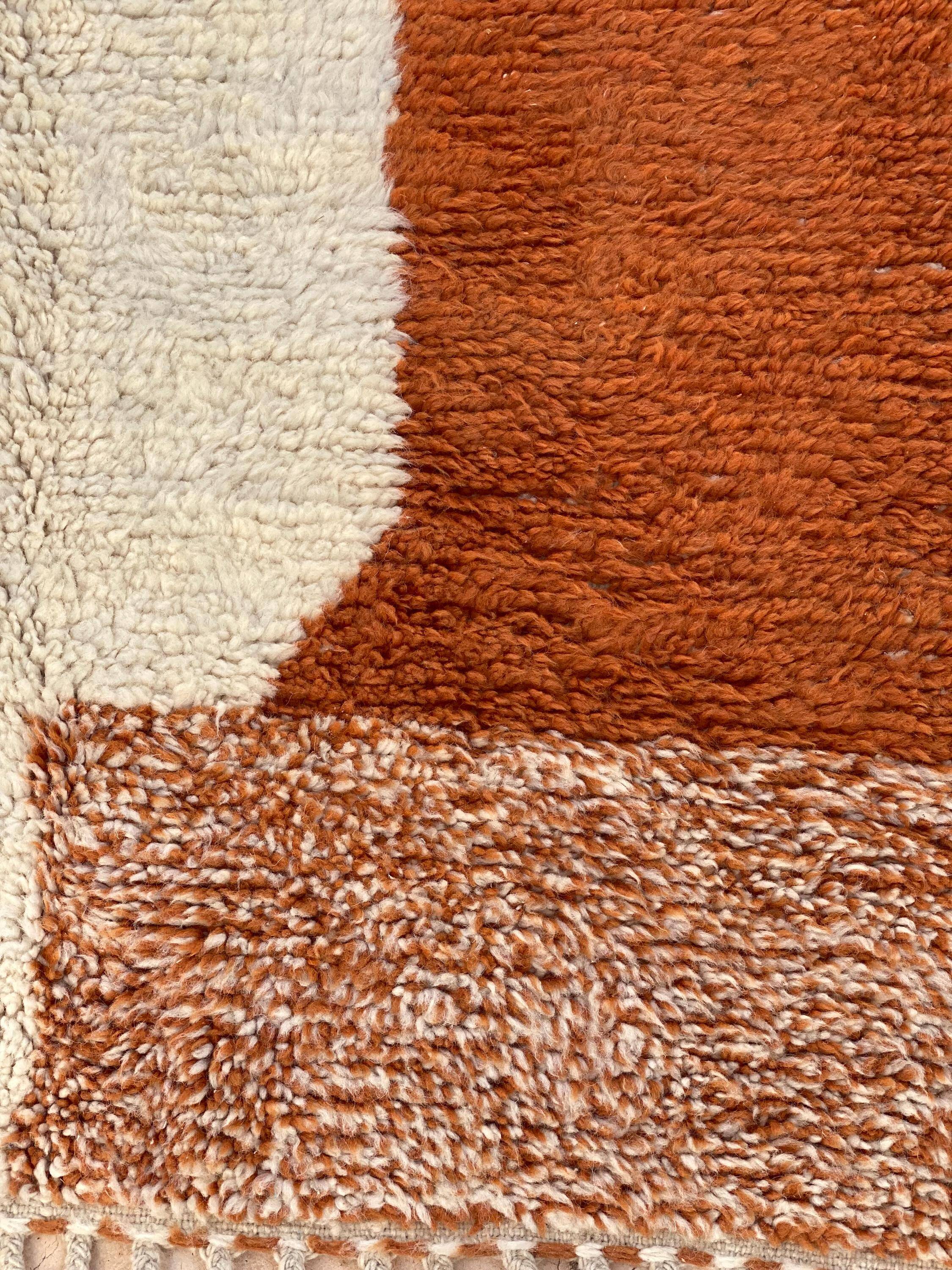 Handmade Berber rug in wool 3 x 2 m