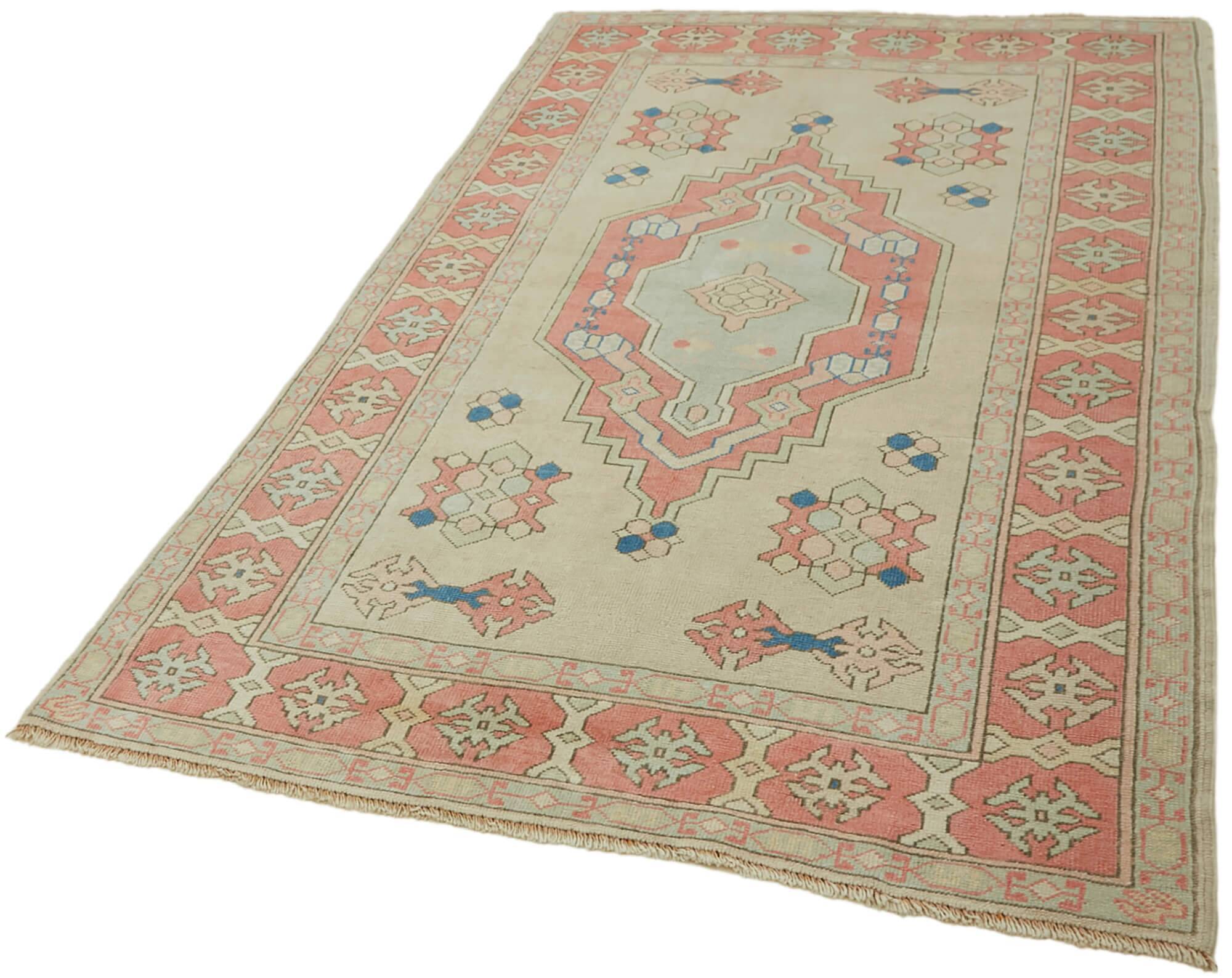 Turkish Vintage Anatolian Rug 139 cm x 226 cm