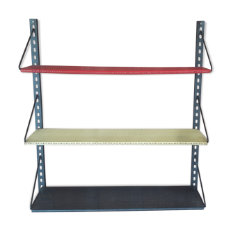 Wall shelves