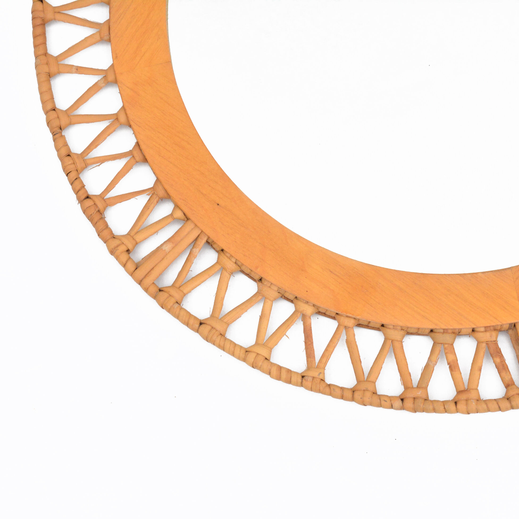 Miroir mural en osier Danemark années 1970 49cm