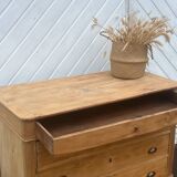 Antique chest of drawers with a chic country feel