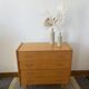 Commode pieds fuseaux