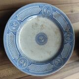 Assiette de présentation à roses bleues Terre de Fer XIXe