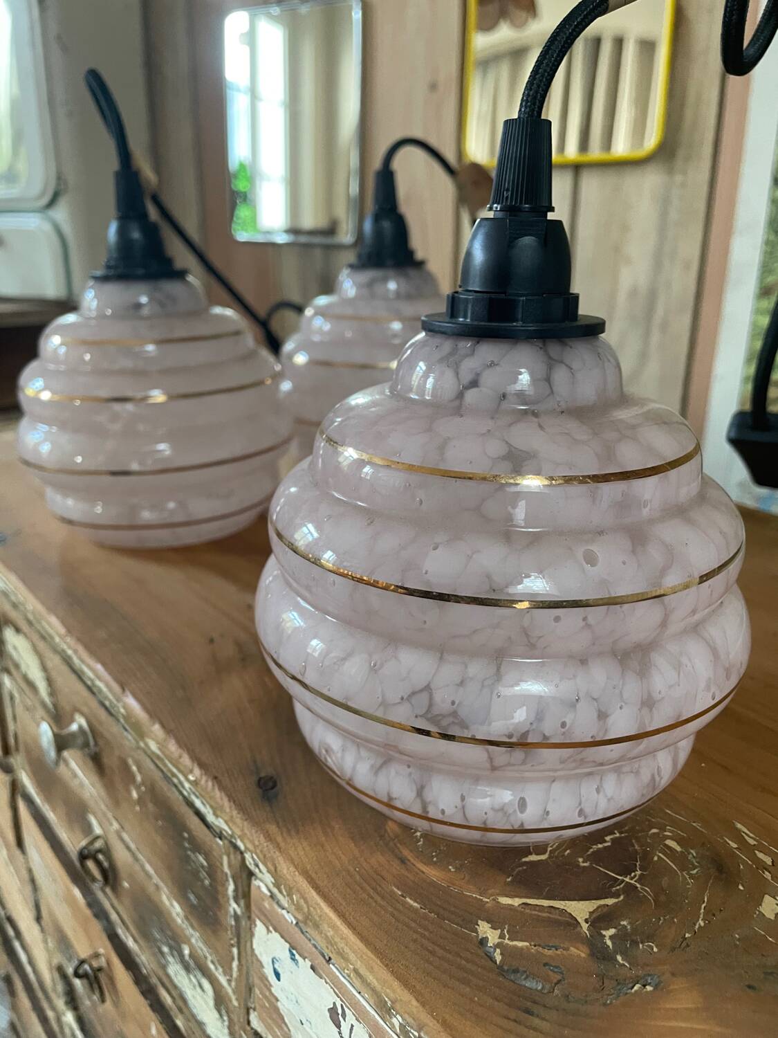 Pink glass portable lamp from Clichy