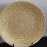 Lot de 5 anciennes assiettes plates Longchamp jaune soleil