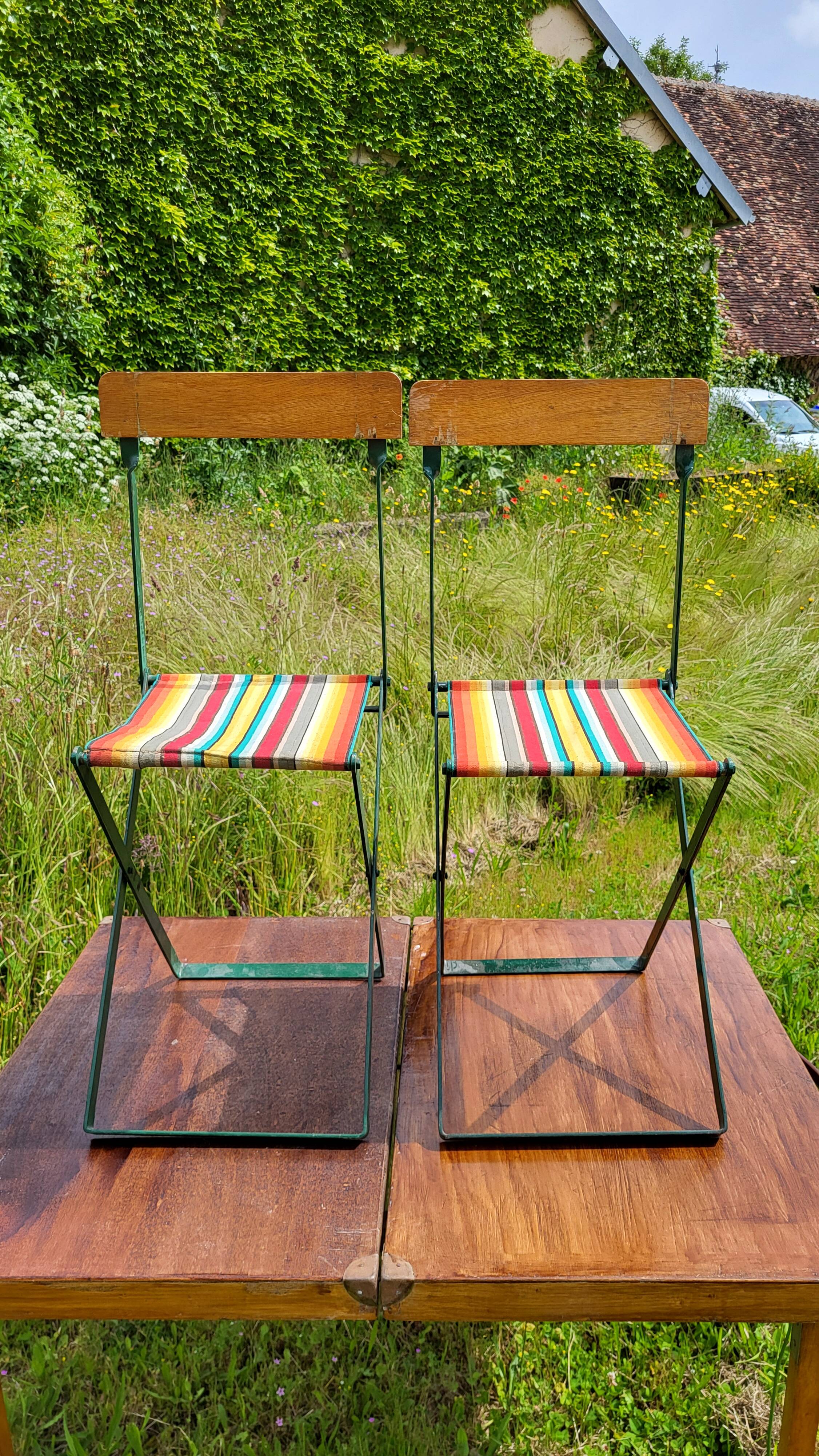Vintage 1950's picnic table & chair