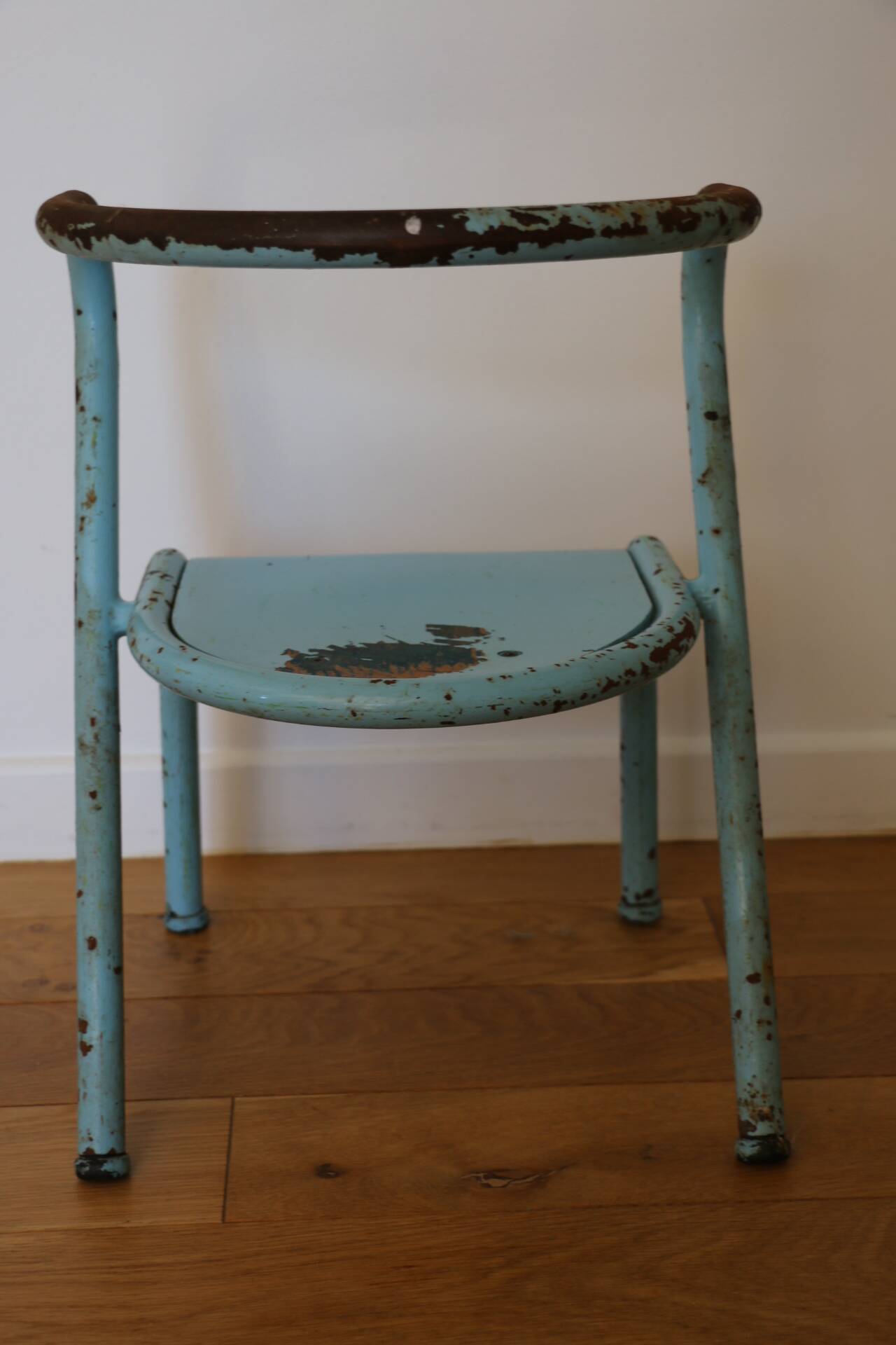 Jacques Hitier children's chair blue