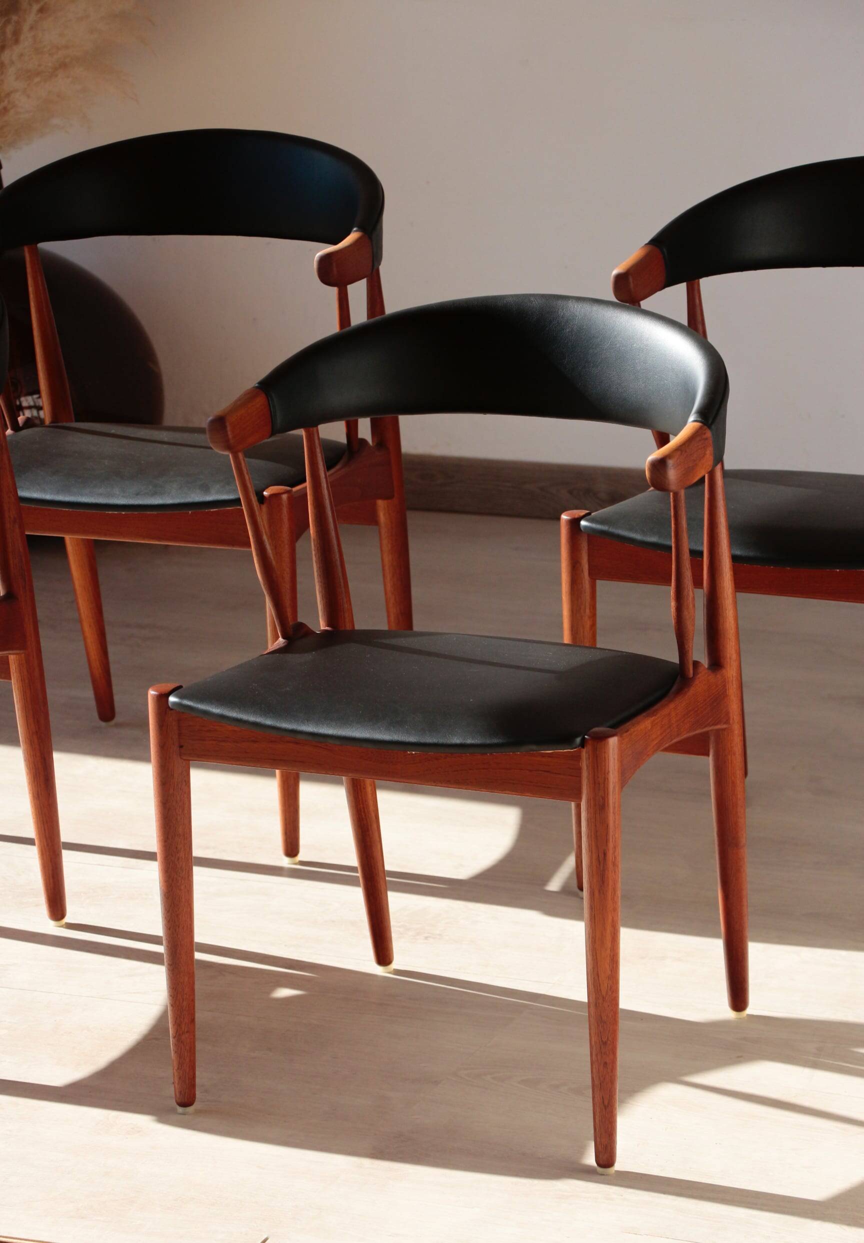 Set of 4 Johannes Andersen Scandinavian teak armchairs, 1960s