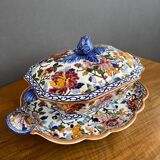 Soupière et plat Gien décor Pivoines, XXe siècle