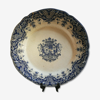 Rouen earthenware dish decorated coat of arms