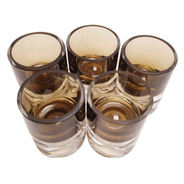 Lot de neuf verres à liqueur en verre fumé pierre schneider