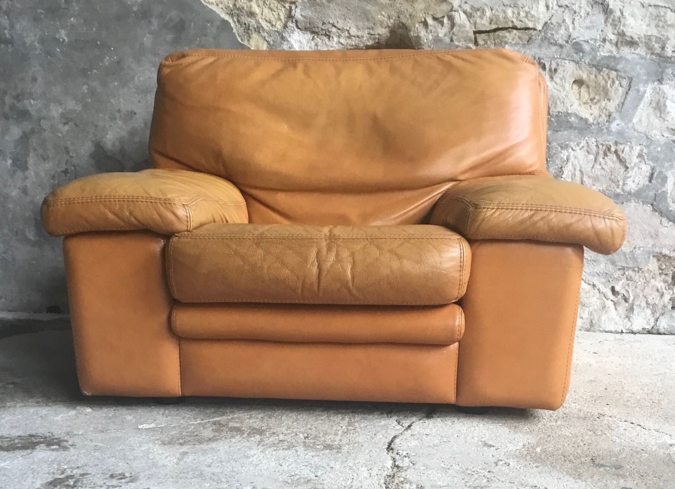 Roche Bobois leather armchair - cognac - 1990