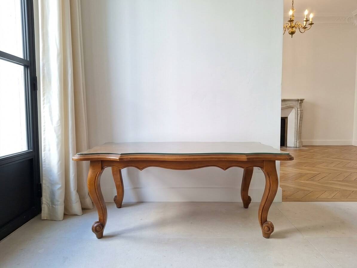 Classic coffee table in natural oak