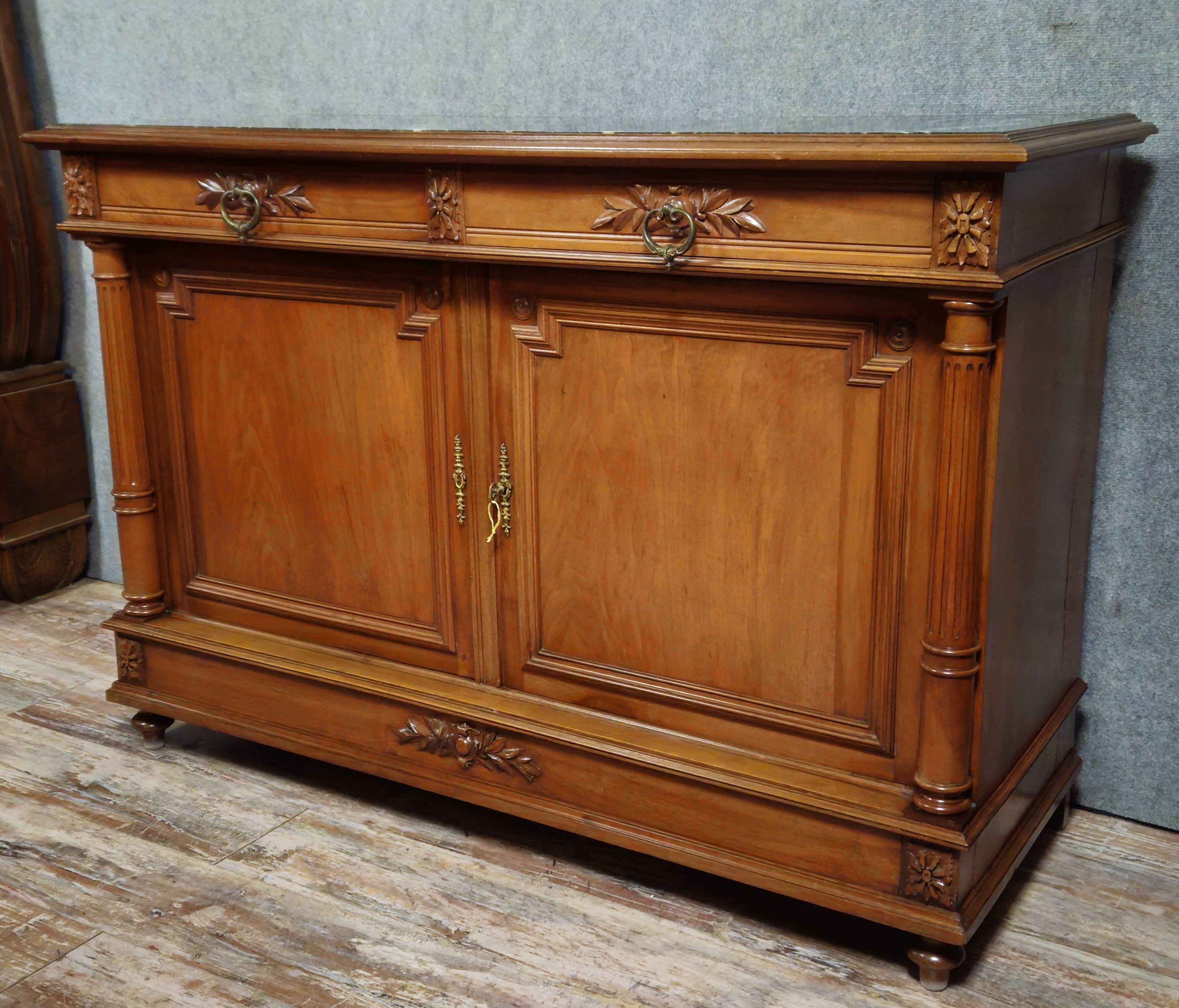 Buffet style Renaissance in mahogany with marble top – 19th century