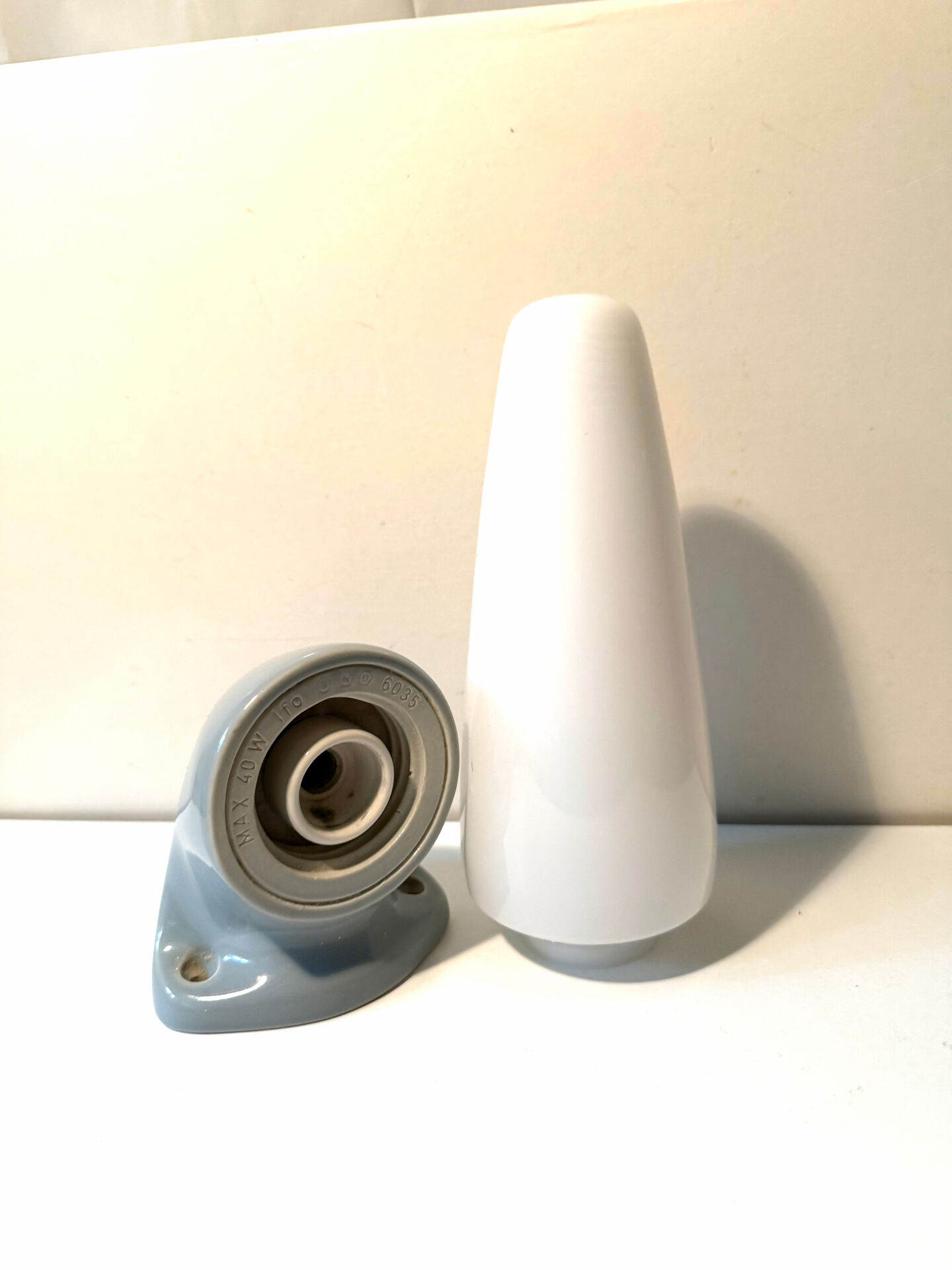 Swedish Design Vintage 1960’s Bathroom Lamp Sconce