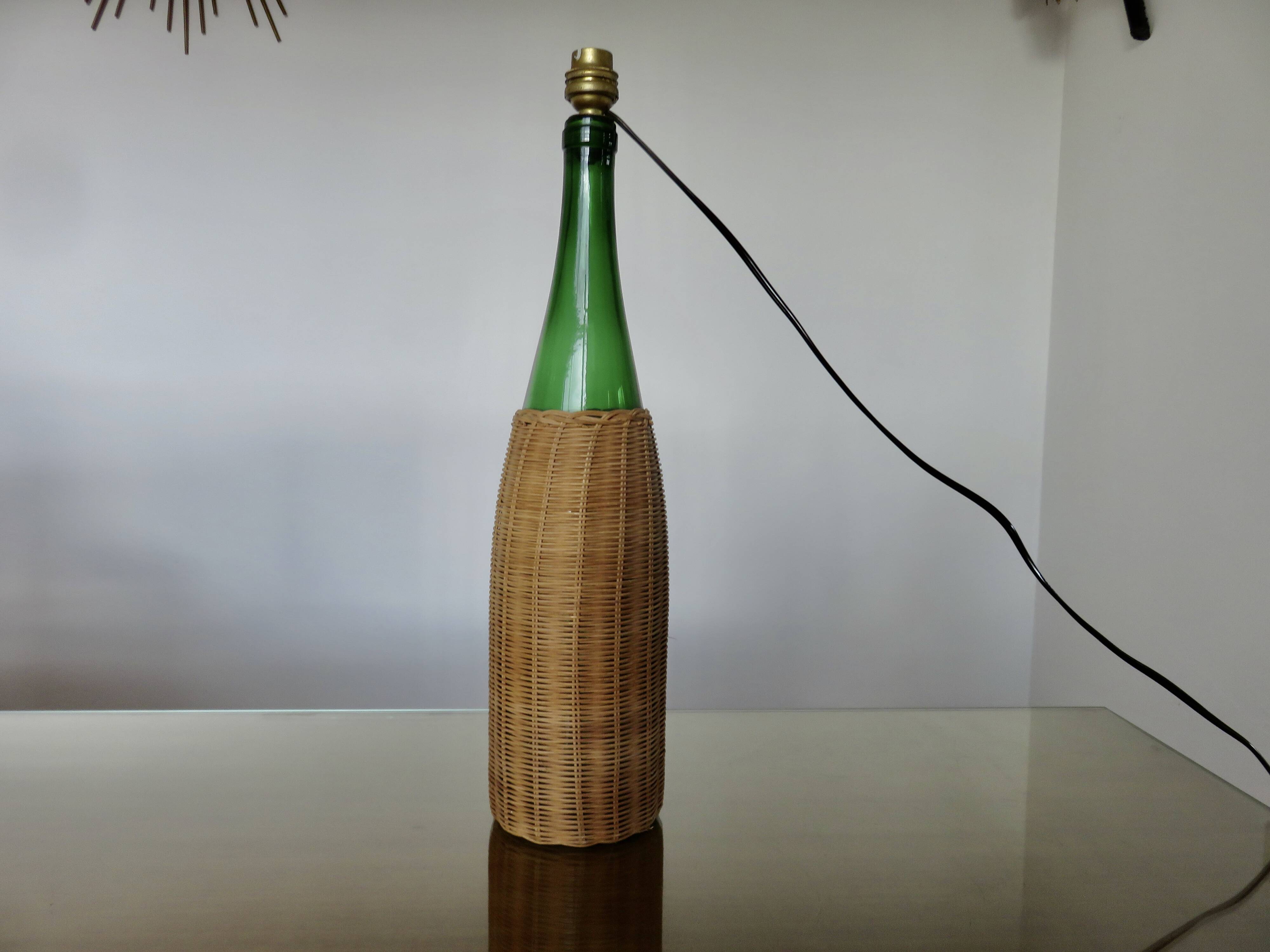 Rattan and glass "bottle" lamp from the 60s and 70s