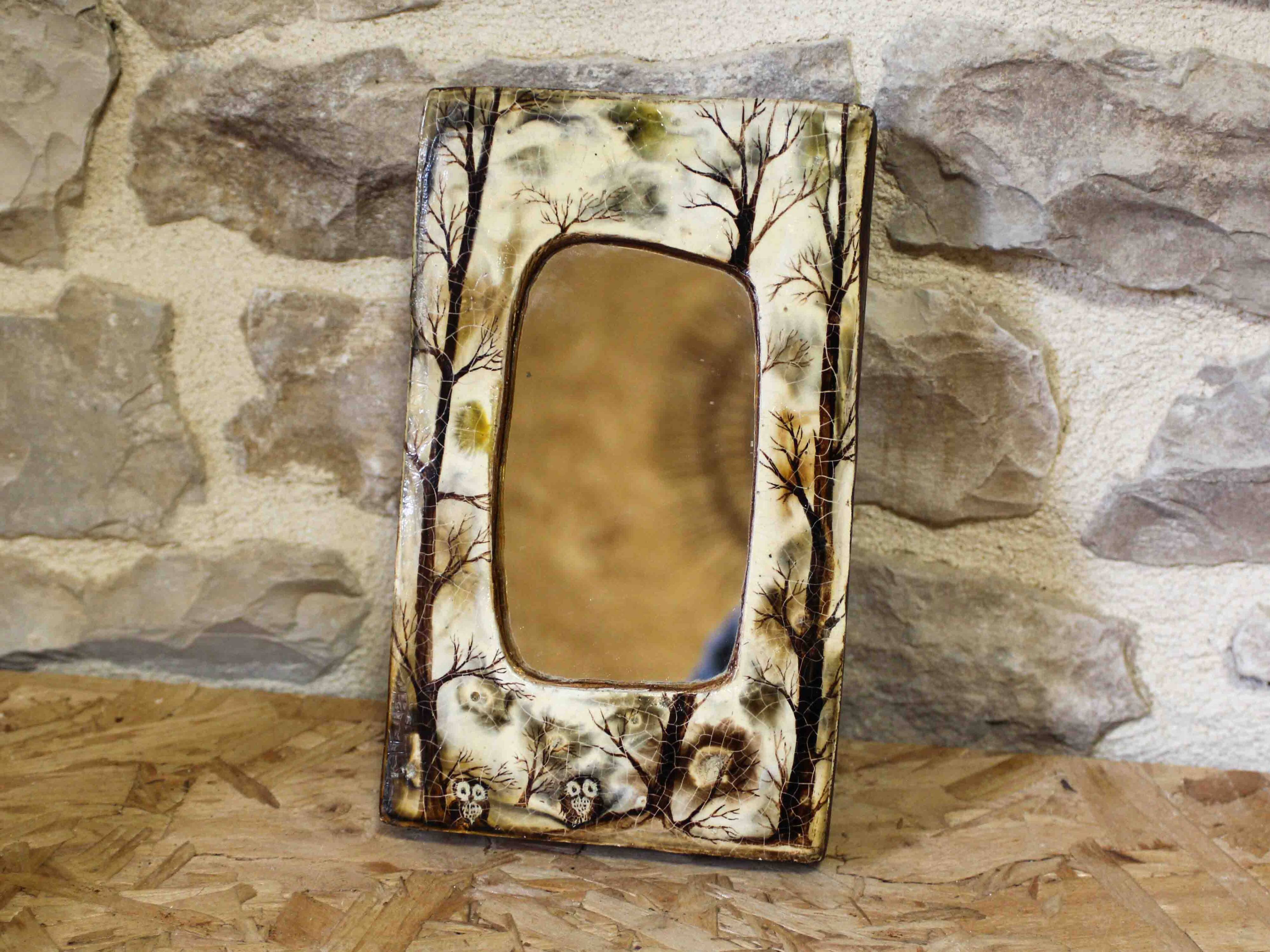 Resin mirror with owl decoration