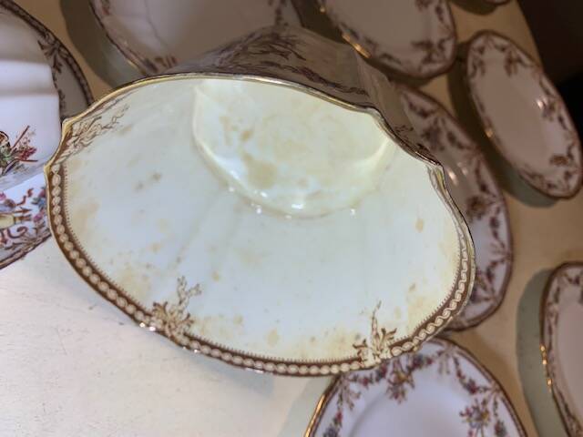 Service à dessert signé William Alsager Adderley, 25 pièces