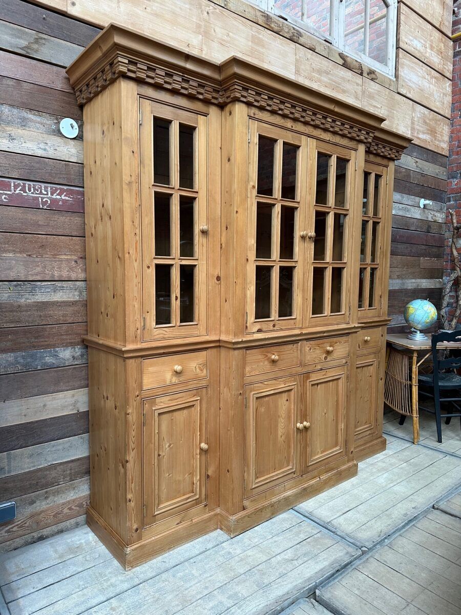 Pine shop display cabinet