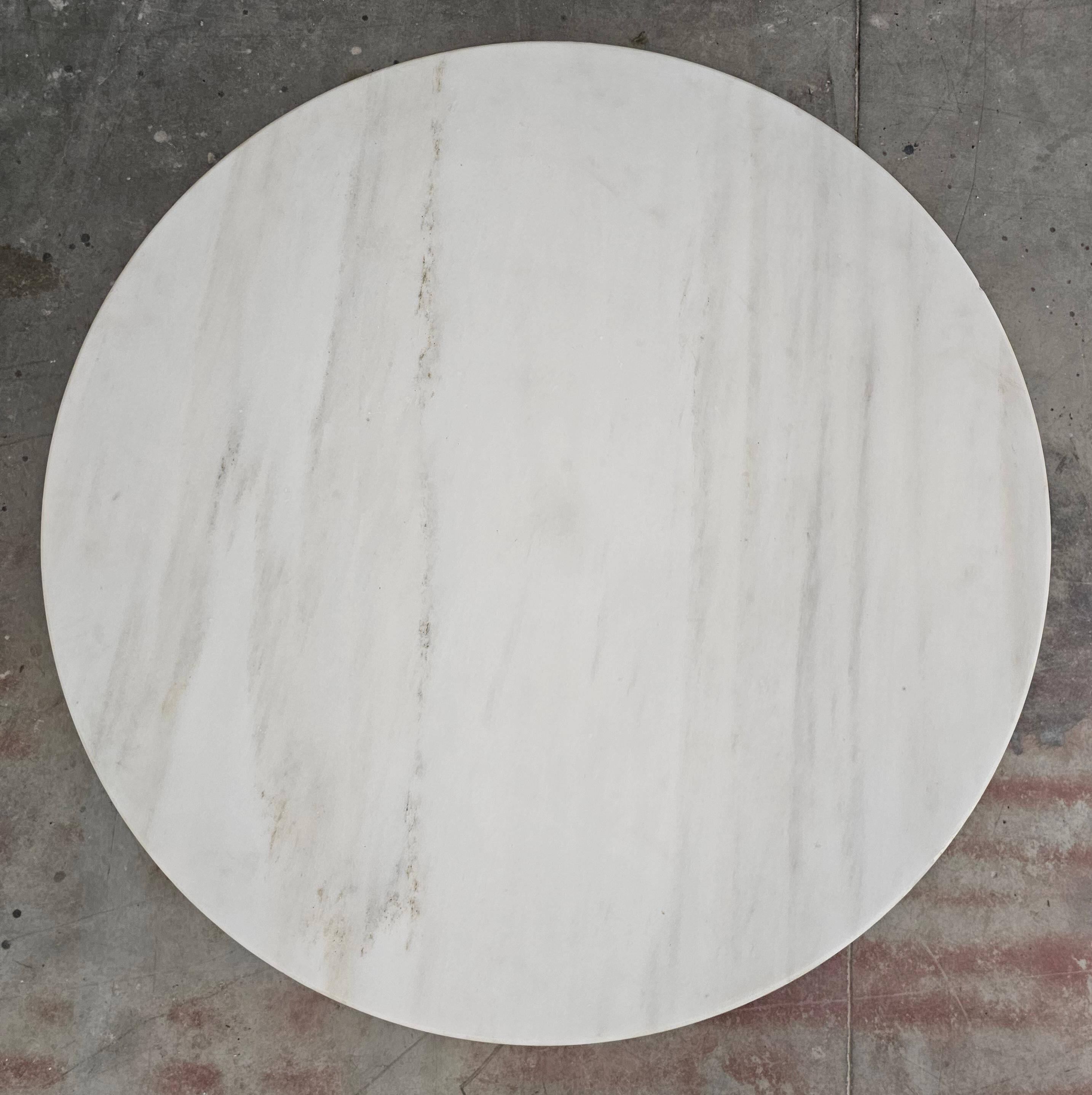 Tulip dining table with marble top by Eero Saarinen for Knoll International