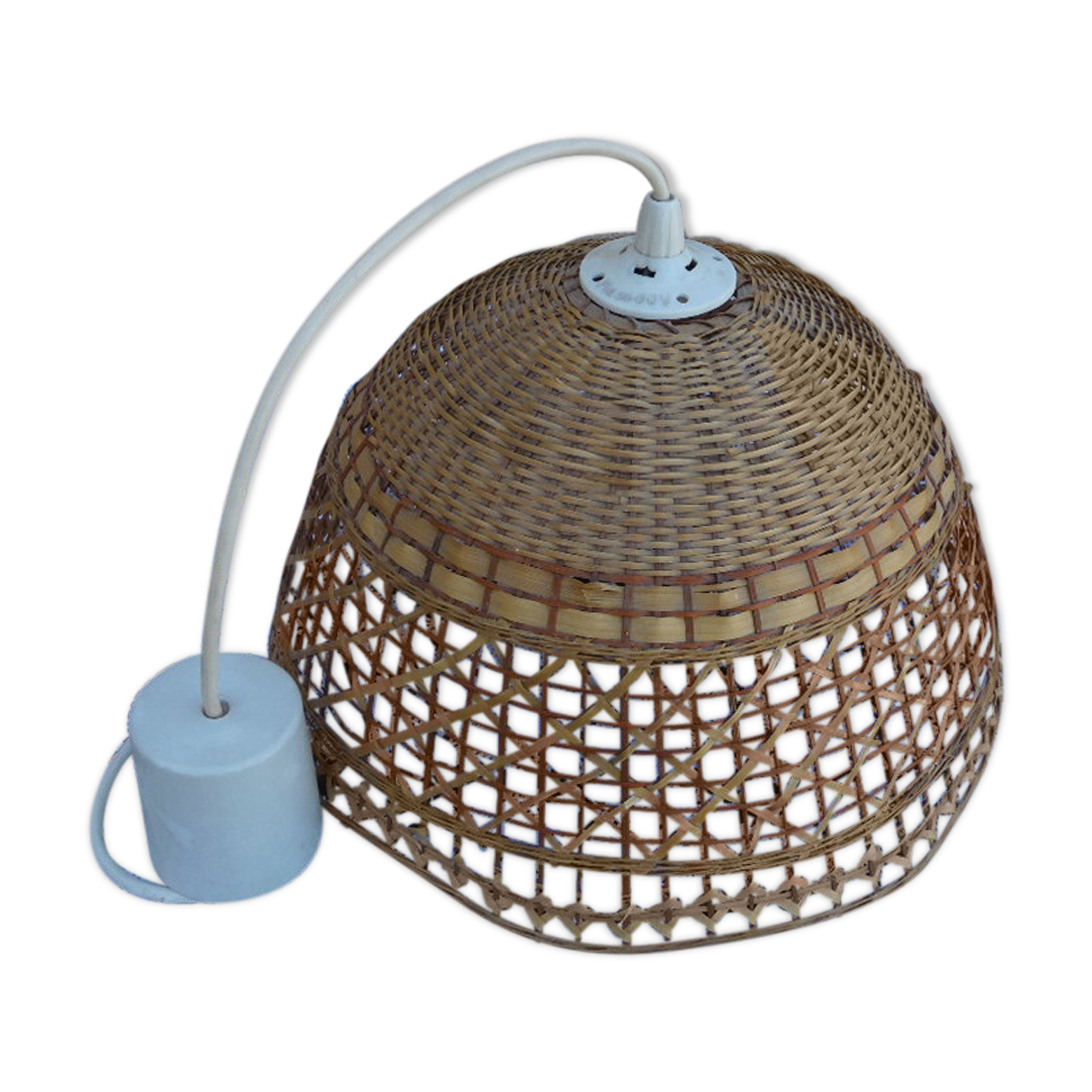 Honey and caramel wicker hanging lamp