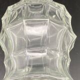 Carafe en verre à facettes