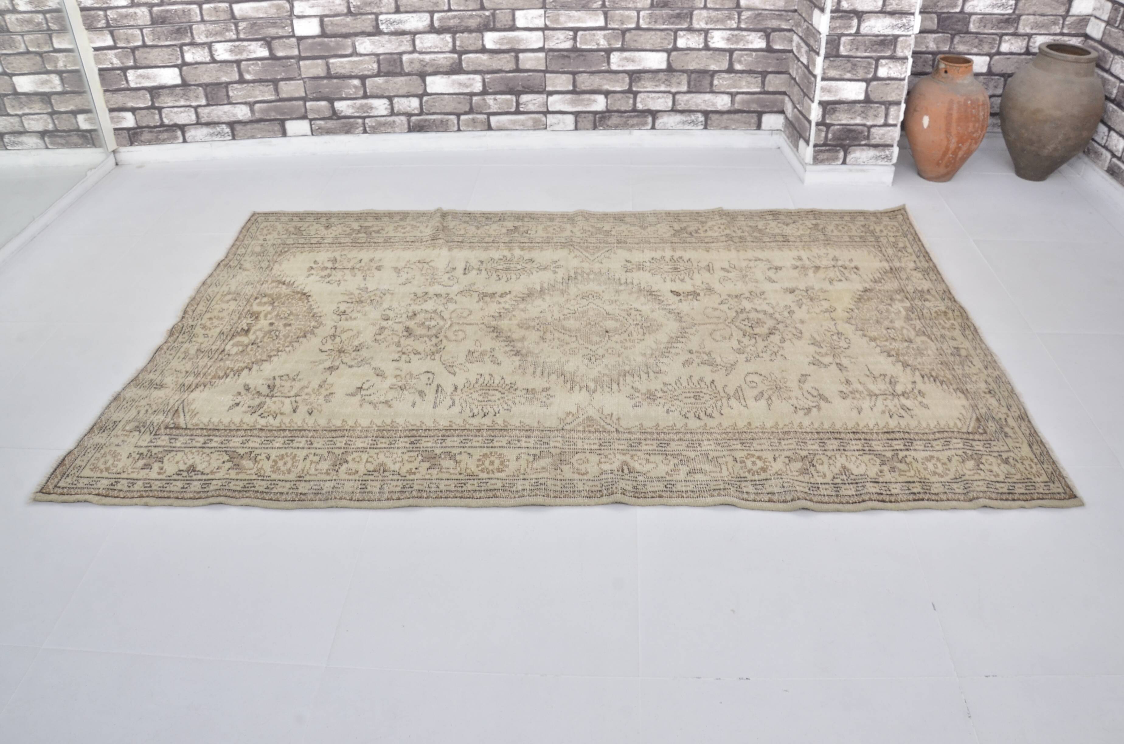 Tapis Oushak beige