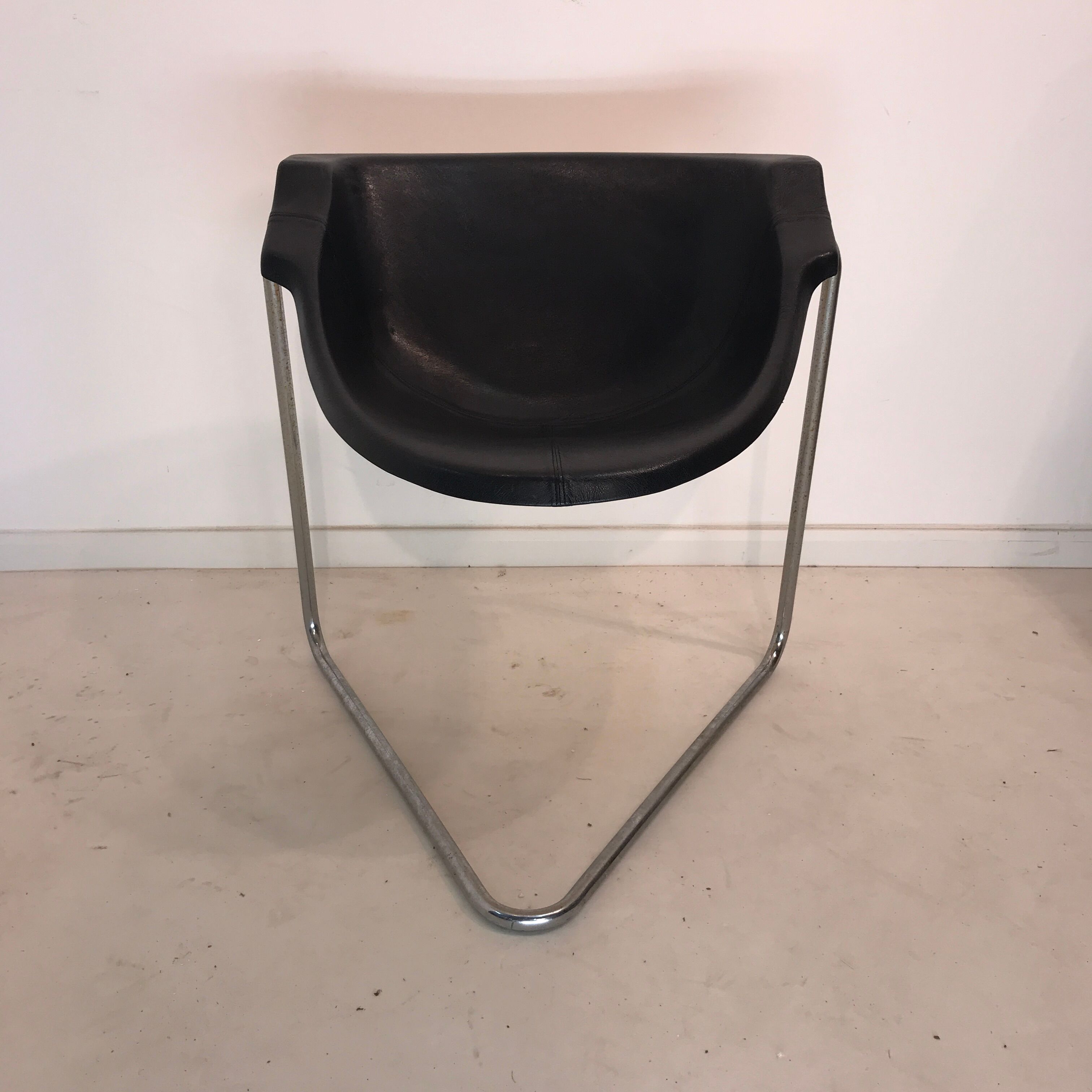 Chair pussycat Kwok Hoi Chan edition Steiner 1960