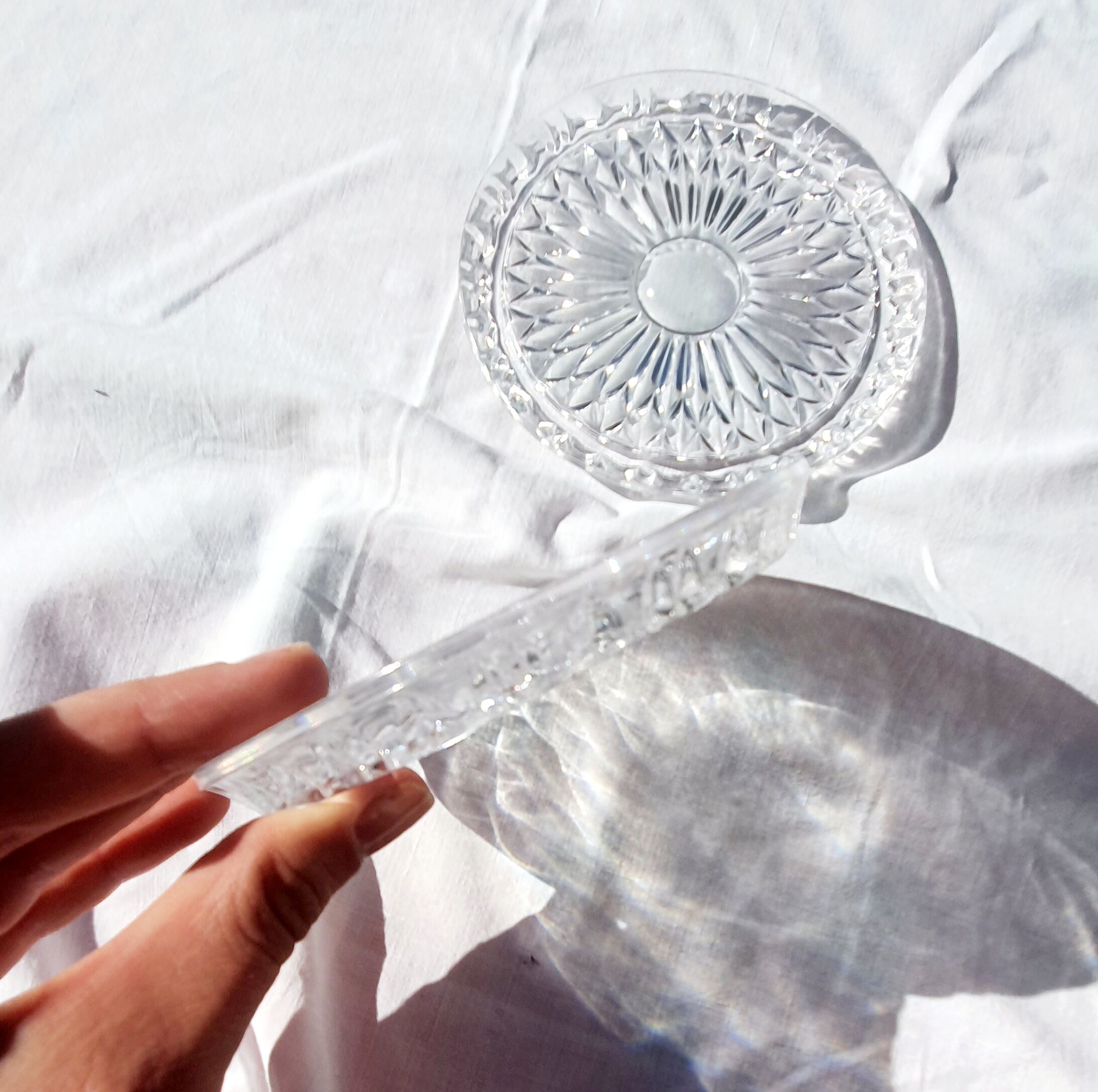 Duo dessous de bouteille en verre ciselé
