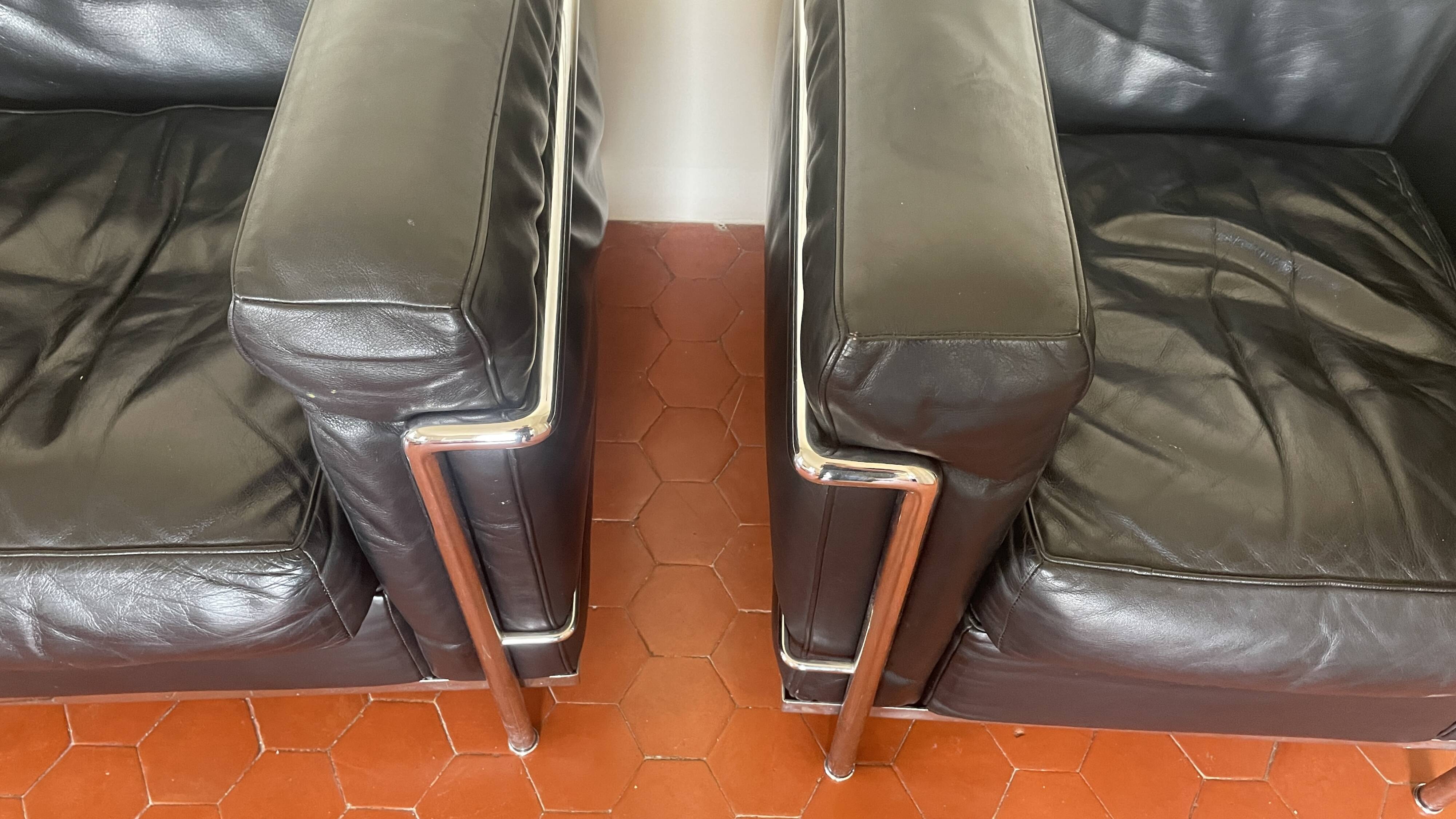 Pair of armchairs LC2 Perriand Jeanneret Le Cobusier Cassina edition