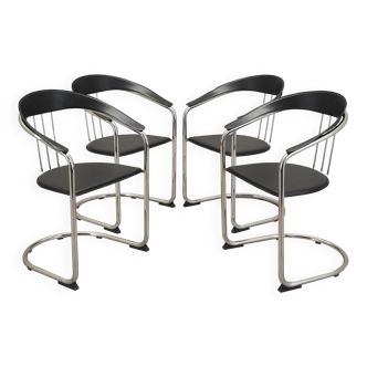 Ensemble de quatre chaises, design italien, années 1980, production : Italie