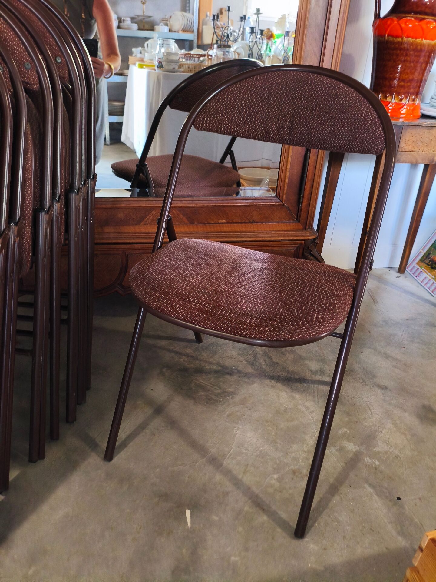 12 chaises pliantes plichaise de la marque Souvignet