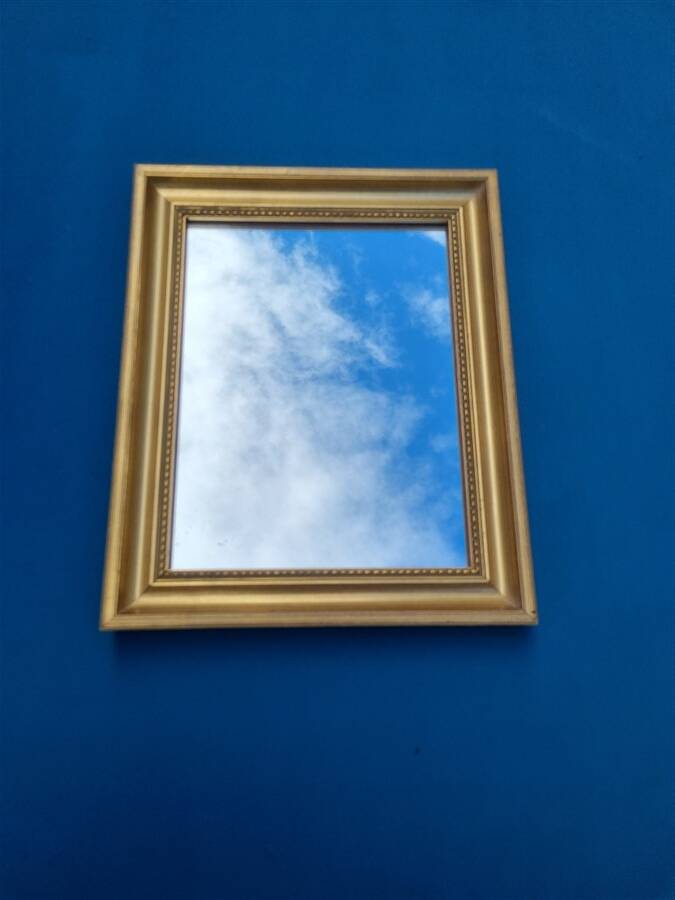 Gold frame mirror