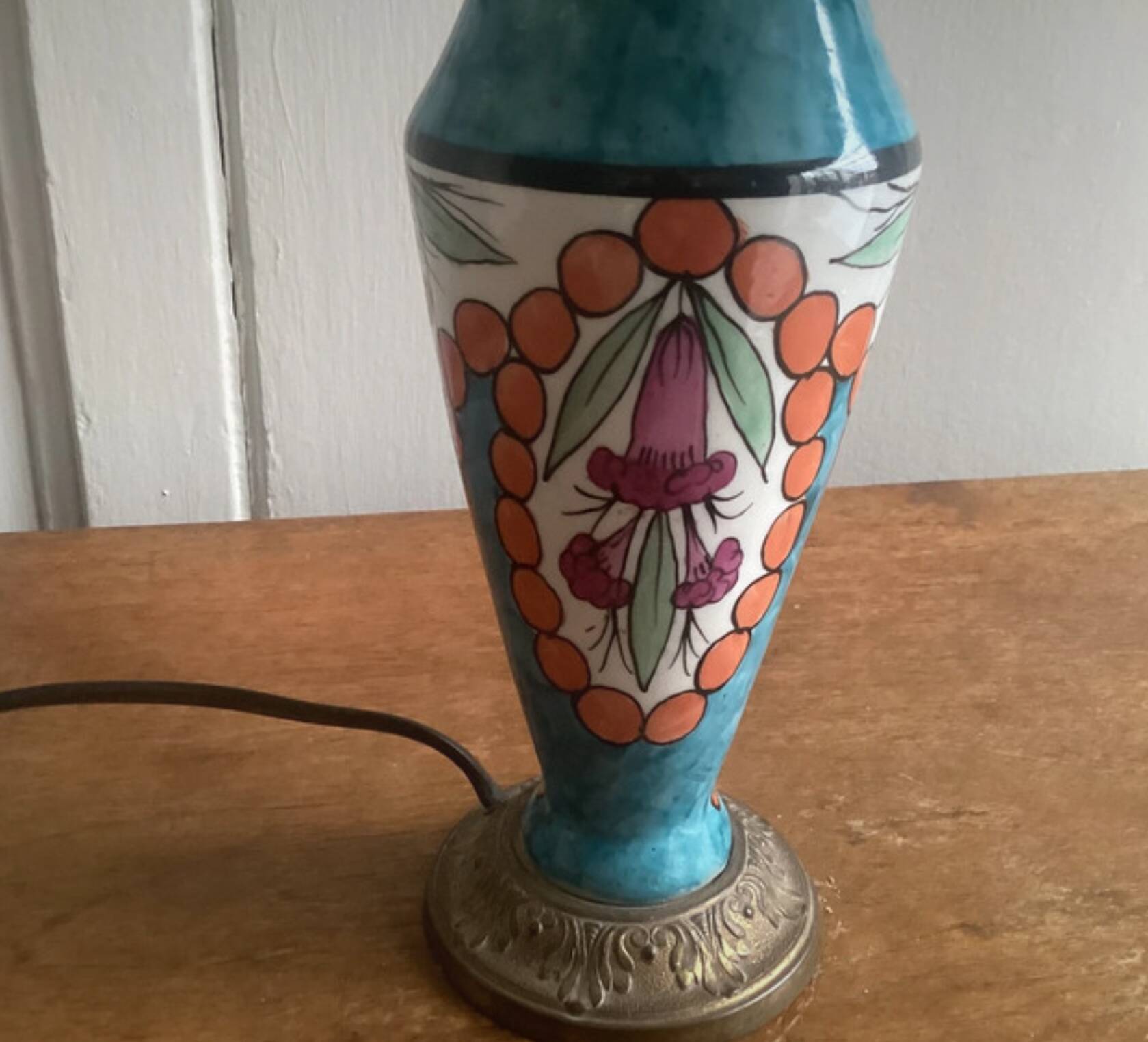 Antique table lamp in Limoges porcelain and gilded bronze