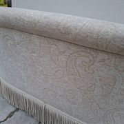 "Crapaud" bench in the richly decorated Napoleon III style.