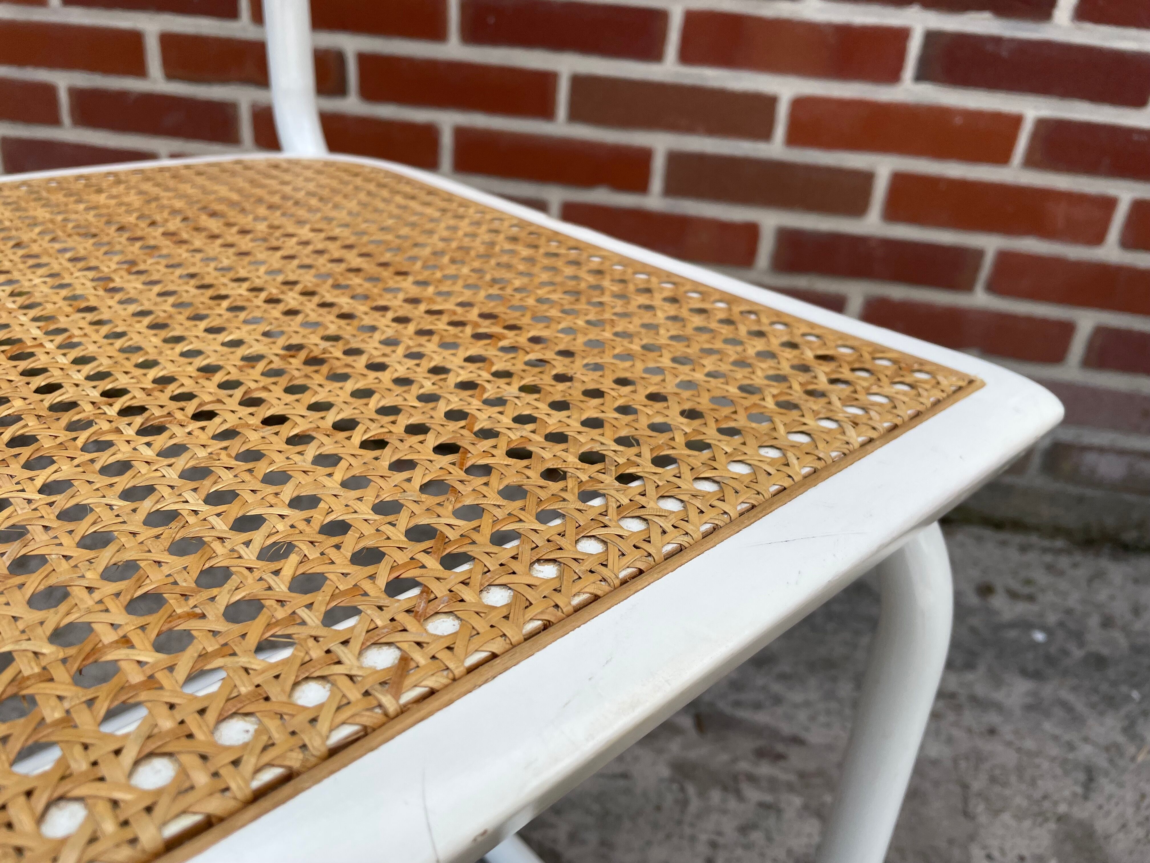 Set of 4 Cesca b32 model chairs in white