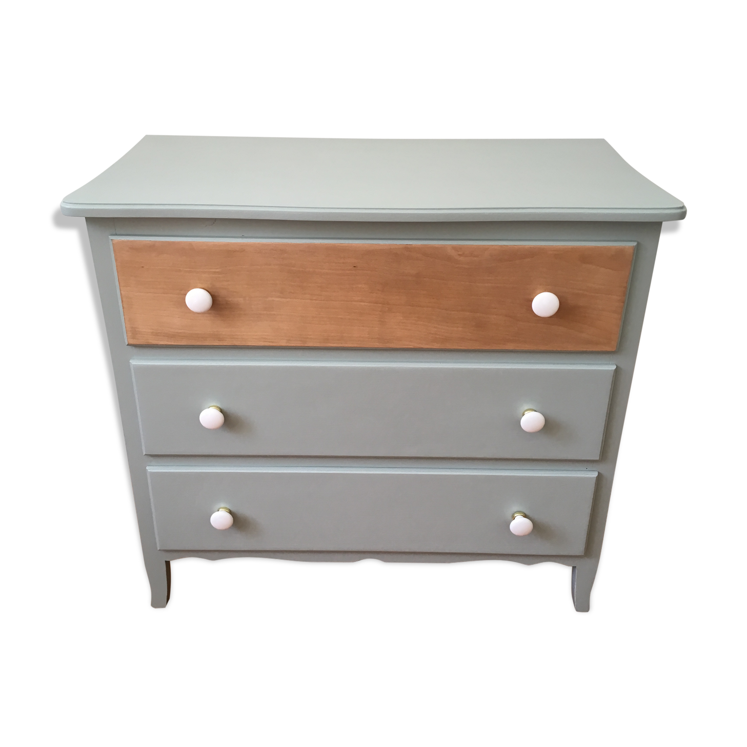 Dresser wooden three drawers