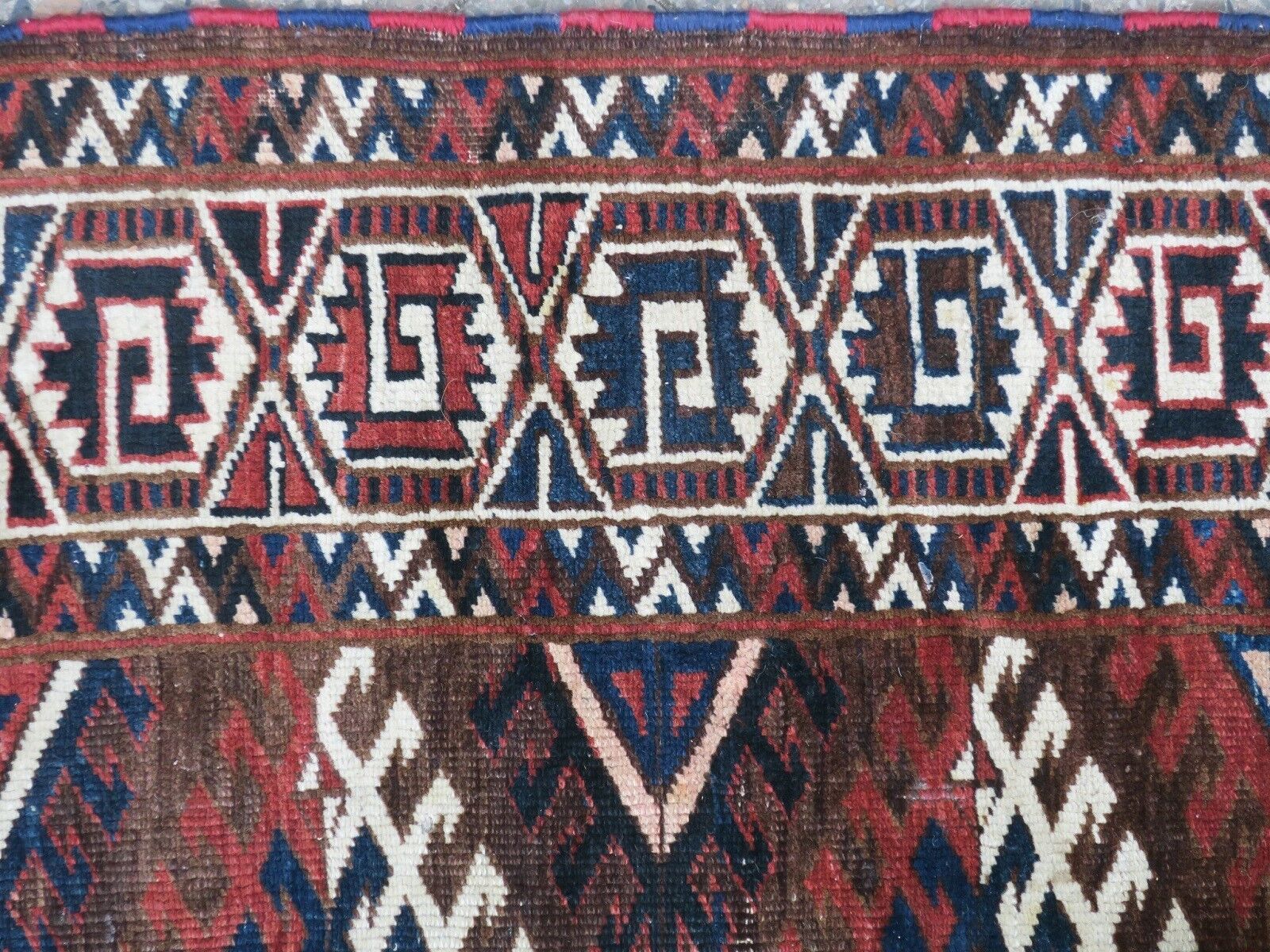 fine antique yomud tribal main carpet 1890 294x202cm