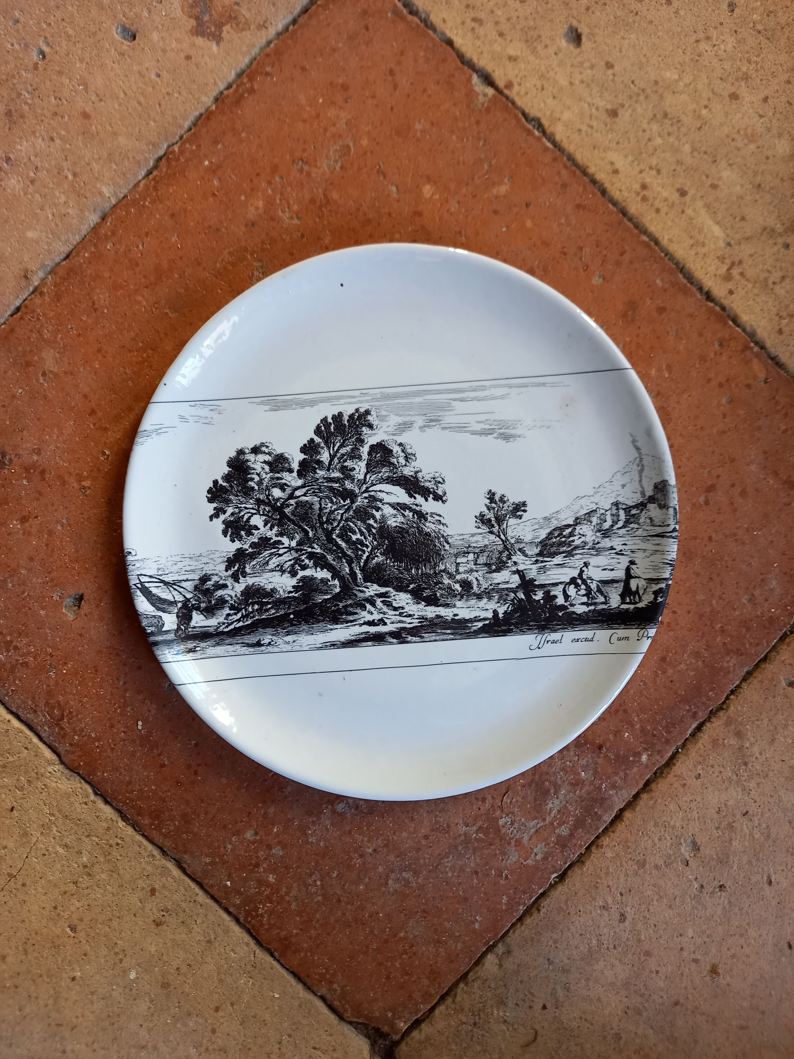 6 white plates decorations engravings Piranese