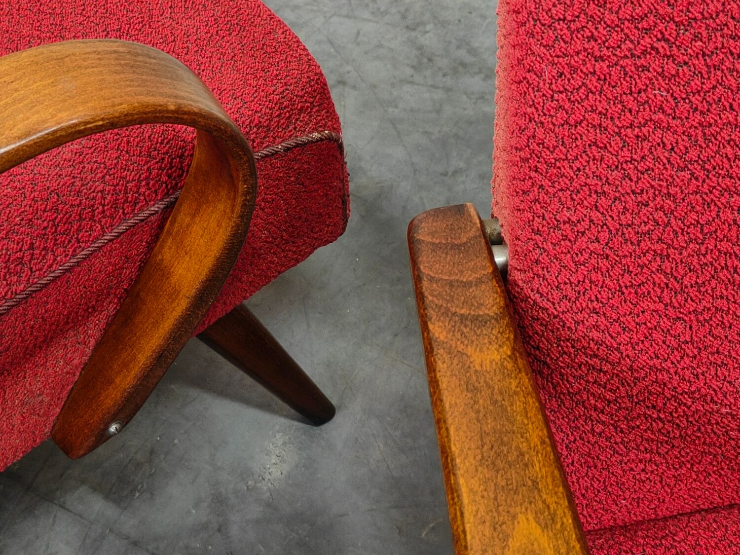 Pair of armchairs 6952 by Jaroslav Smidek for Ton, ex Czechoslovakia