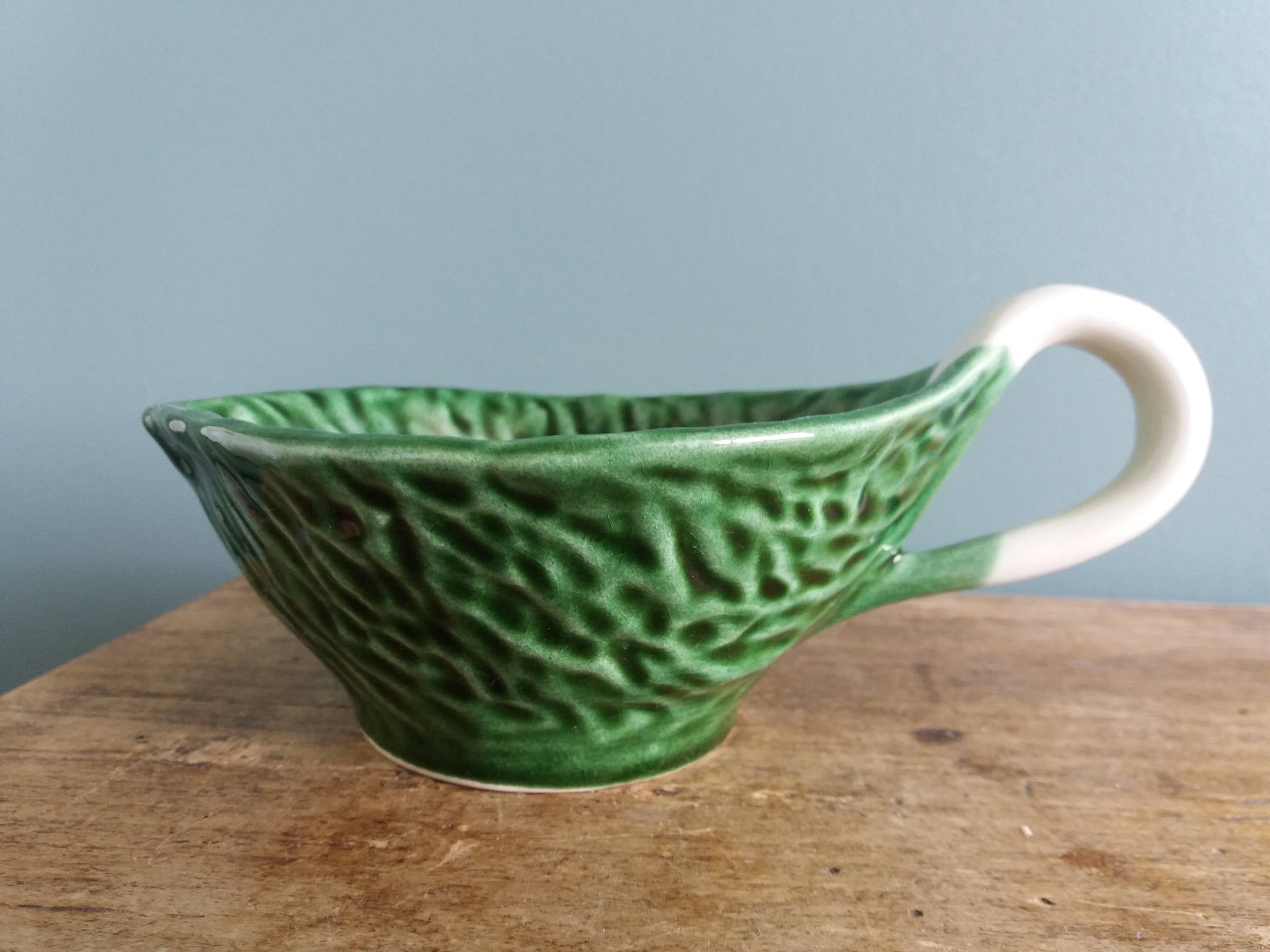 Cabbage sauceboat in barbotine Portugal