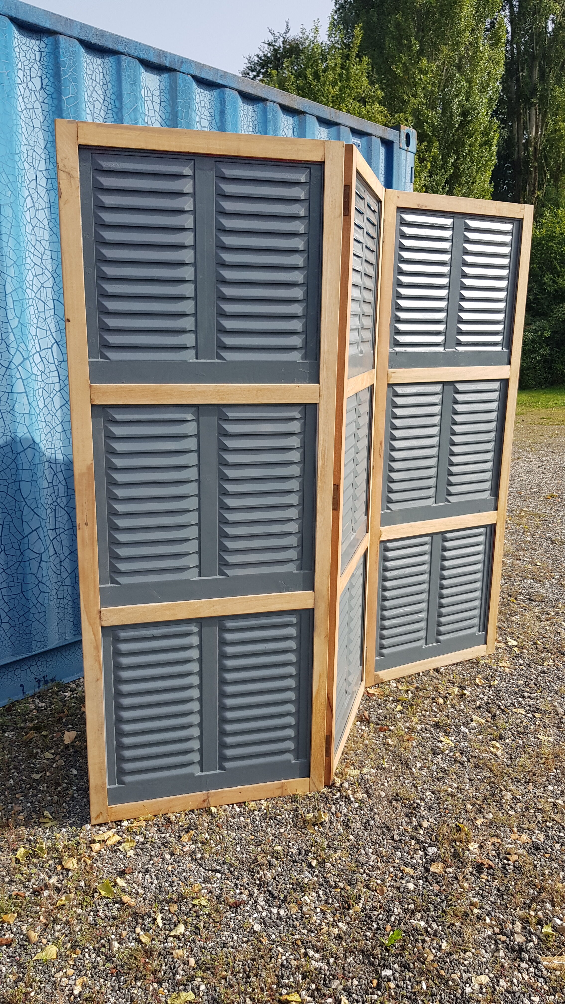 Screen - workshop divider