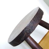 Tabouret tripode pieds crayons