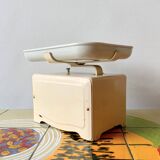Old Lyssex kitchen scale - Force 10