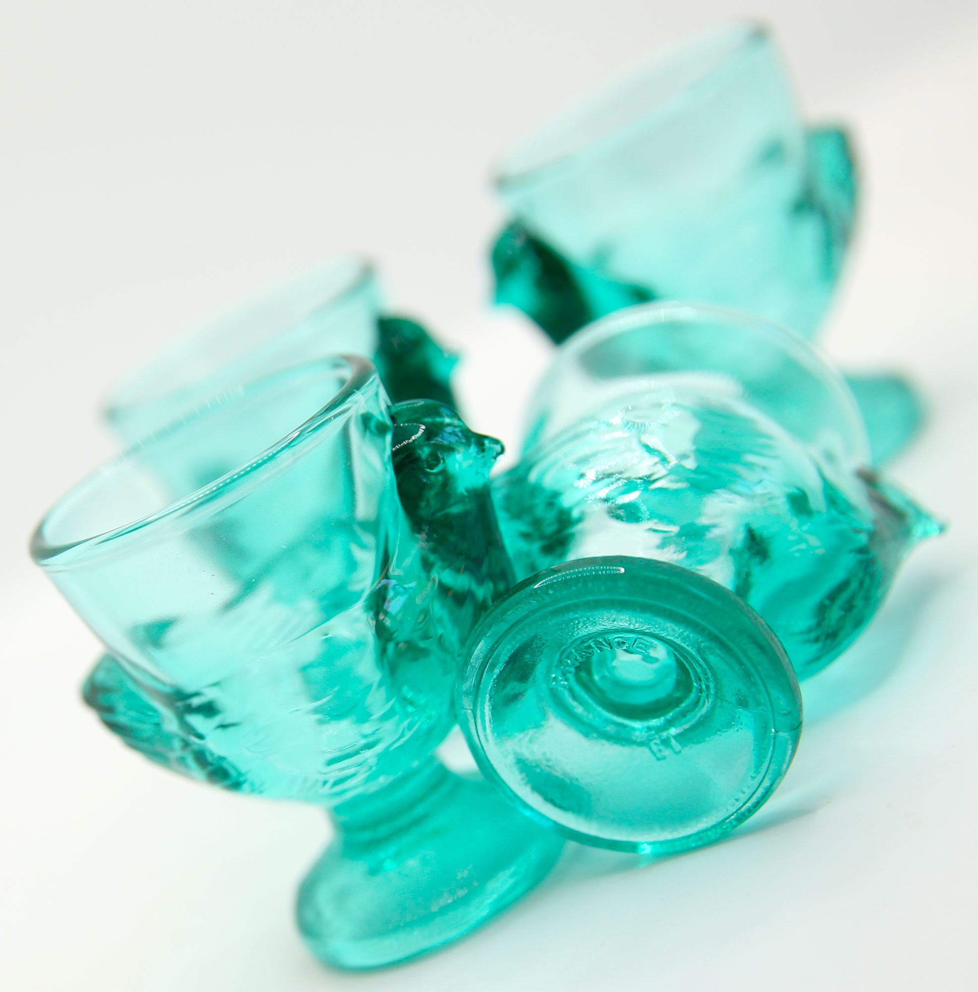 Set of 4 Luminarc coquetiers in glass