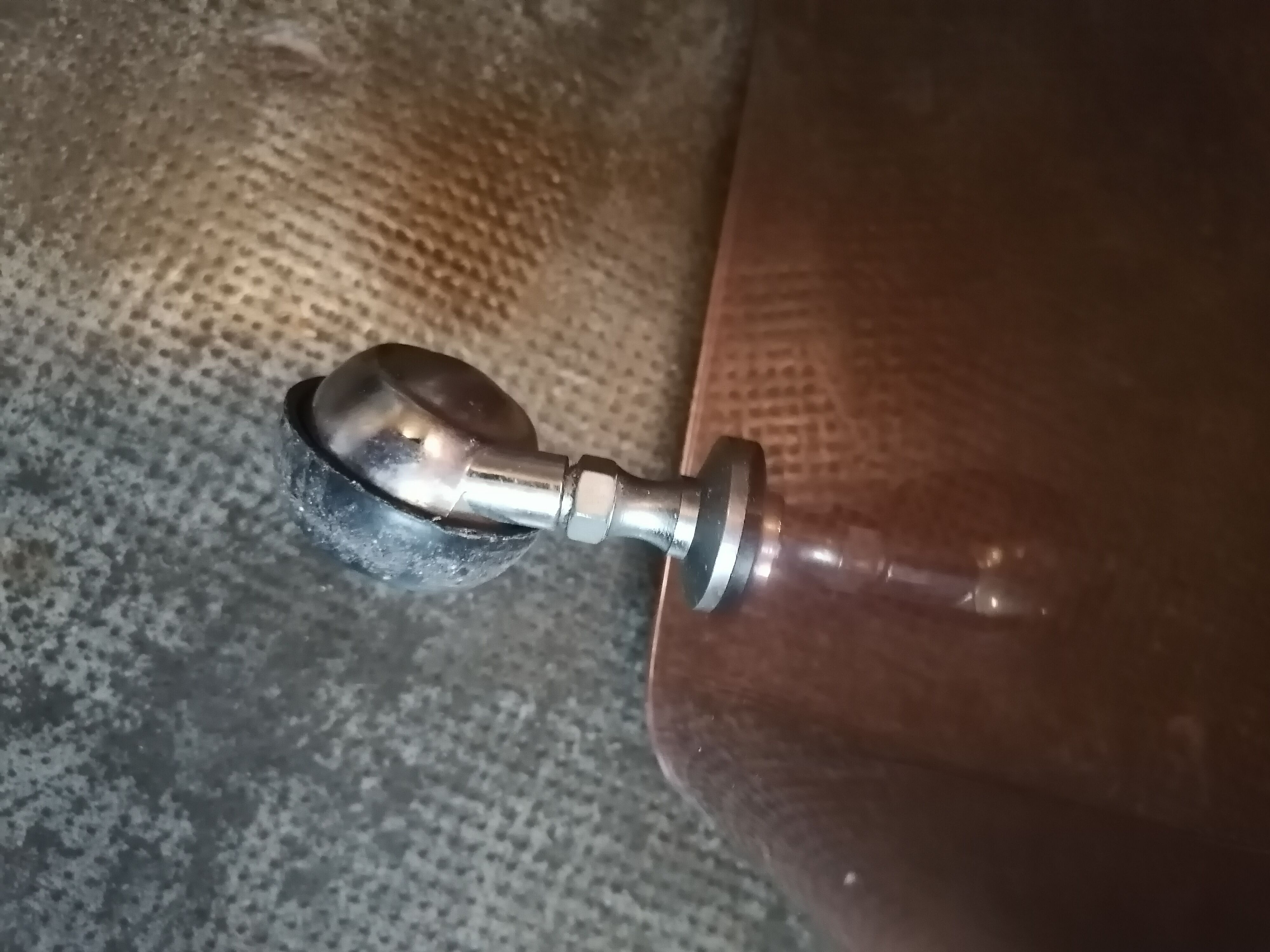 End of canae table castors plexi 1970