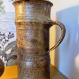 Set of 2 stoneware pitchers