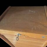 Curtain filing cabinet