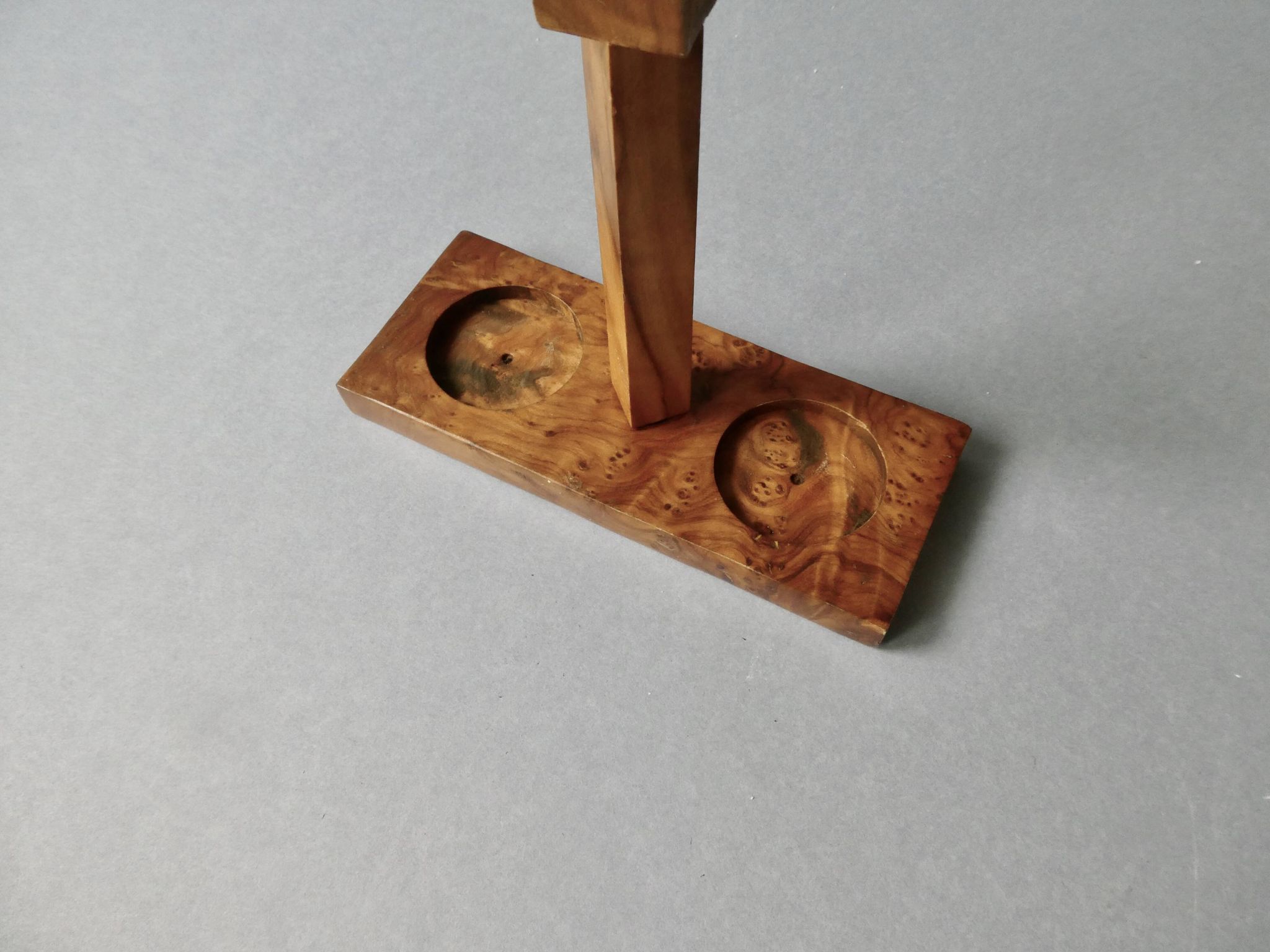 Olive wood and burl salt and pepper shakers, 1970s-80s.