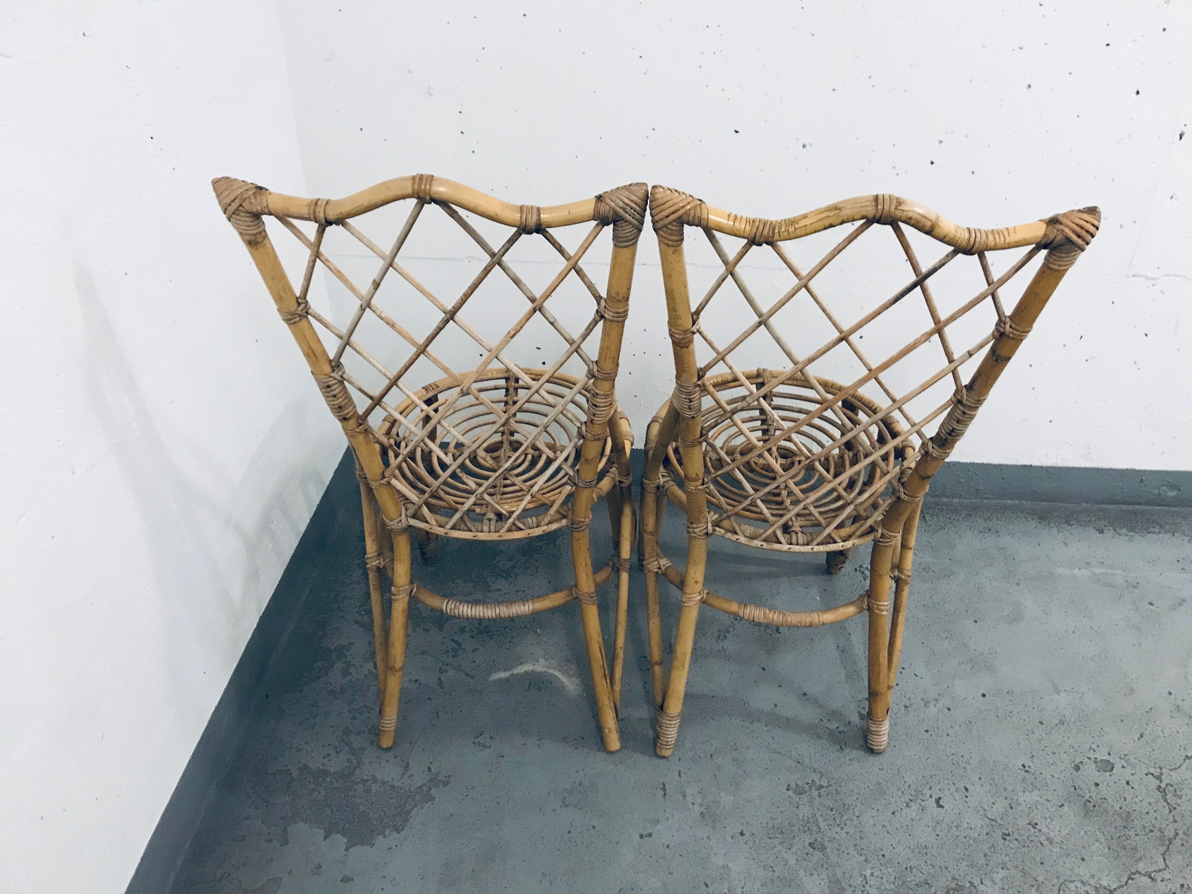 Duo rattan chairs